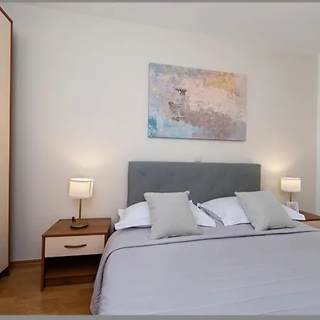 Ivmalu Gasthuis Tučepi
