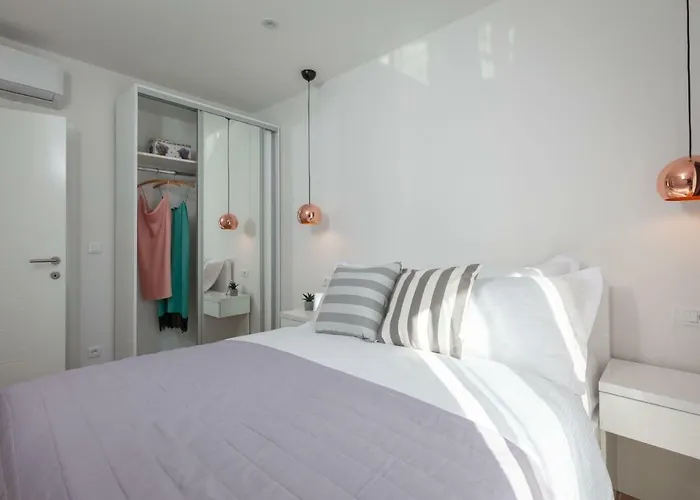 Ivmalu Gasthuis 3*